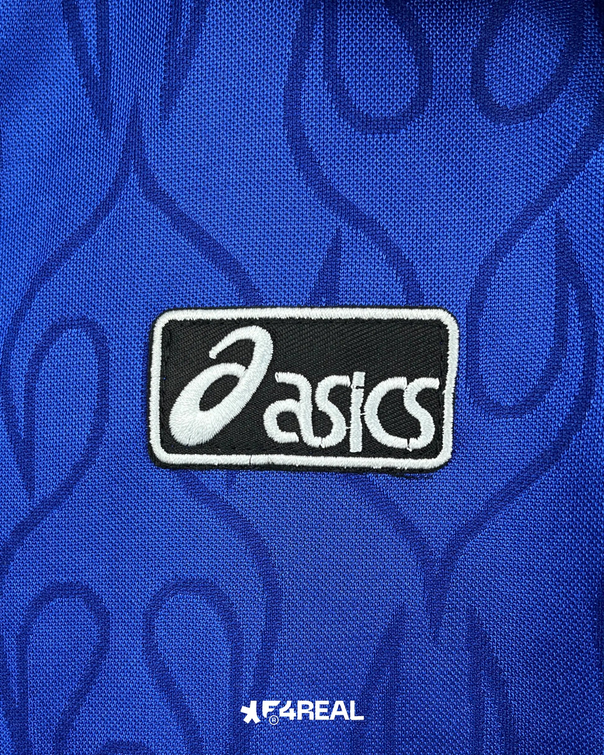 japan retro stussy asics logo copyright